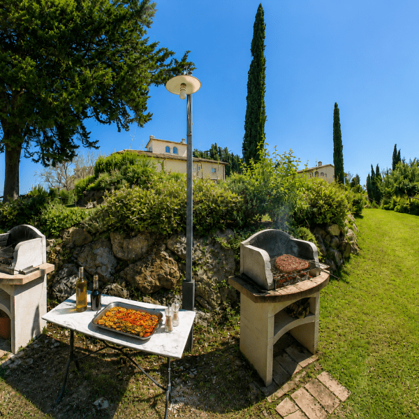 Giardino boro della meliana con barbecue e panorami