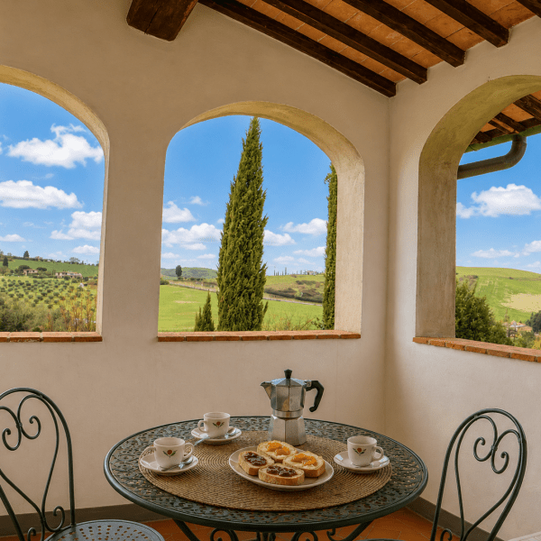 Veranda toscana con vista campestre